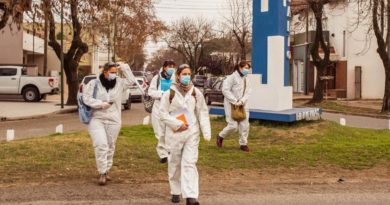 “Reconocimiento Legislativo al Mérito Civil” a los trabajadores sanitarios, sociales, policiales y municipales afectados a operativos de emergencia en el marco de la Pandemia