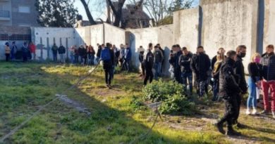 Desbaratan una fiesta clandestina y detienen a 46 personas