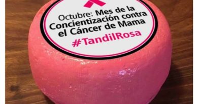 Los quesos y otros productos de Tandil se pintan de rosa para concientizar sobre el cáncer de mama