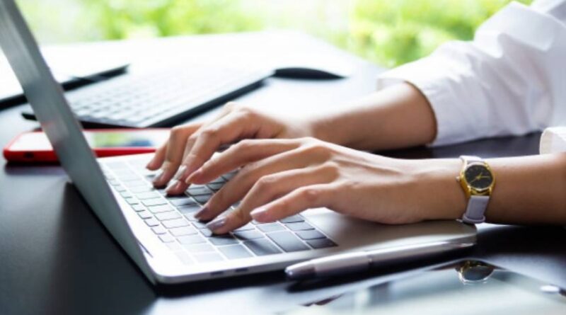 Dos jefes comunales se oponen al teletrabajo de los empleados públicos