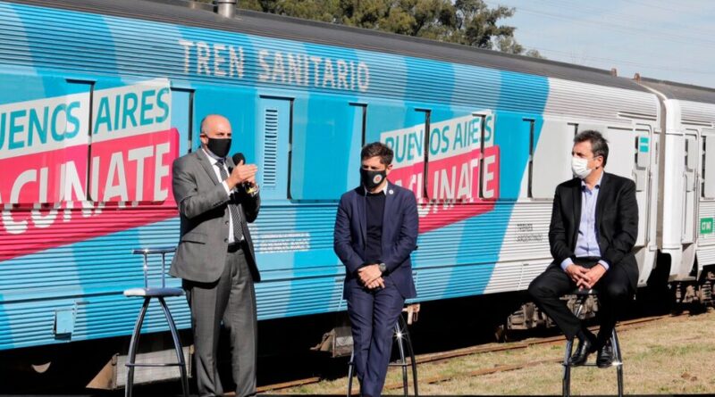 Cómo funciona el tren sanitario para hisopados y vacunación que puso en marcha Kicillof