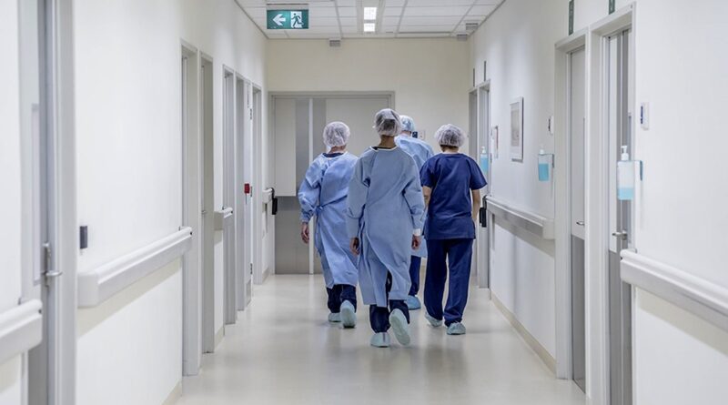 Trabajadores de la salud cobrarán un bono de 6.500 pesos por tres meses