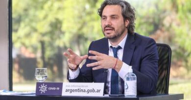 Evalúan modificar el marco normativo para la compra de vacunas Pfizer