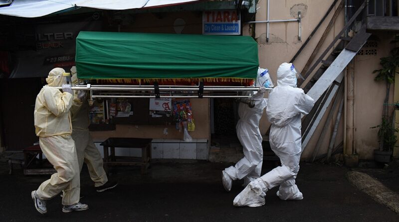 Más de cien países cierran sus fronteras e imponen restricciones ante el avance de la variante Delta