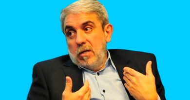 Aníbal Fernández confirmó que mantendrá las cúpulas de las fuerzas federales