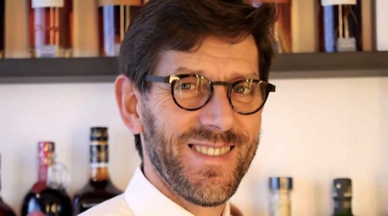 El argentino Sergio Calderón fue elegido mejor sommelier del mundo