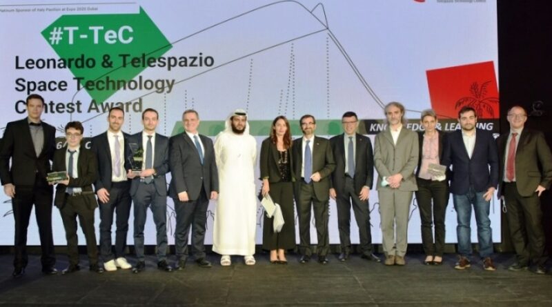 UNLP: Premian a estudiantes por proyecto espacial para explorar la Luna