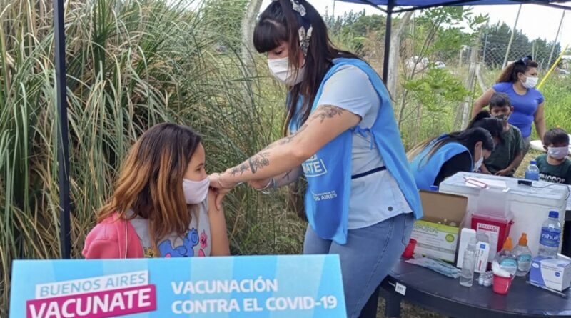 Argentina encara la tercera ola con el más del 70% de la población vacunada