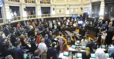 Reglamentaron la ley que permite una reelección más a intendentes electos en 2019