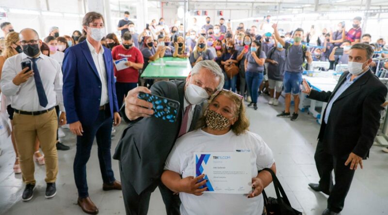 El Gobierno acelera la reconversión de planes sociales en empleo registrado