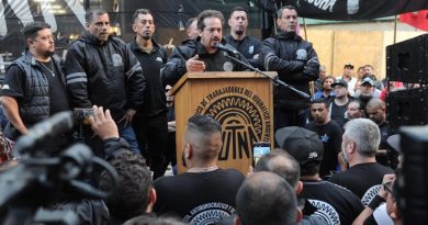 Cuarto intermedio hasta el miércoles en la negociación por el conflicto del neumático