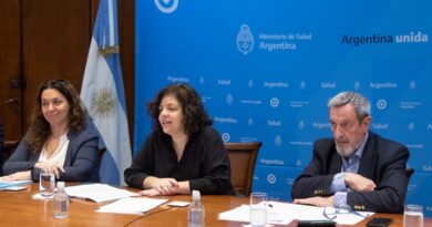Salud: Entregan 158 notebooks para fortalecer la atención