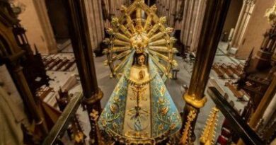 La Virgen de Luján ya luce las tres estrellas mundialistas