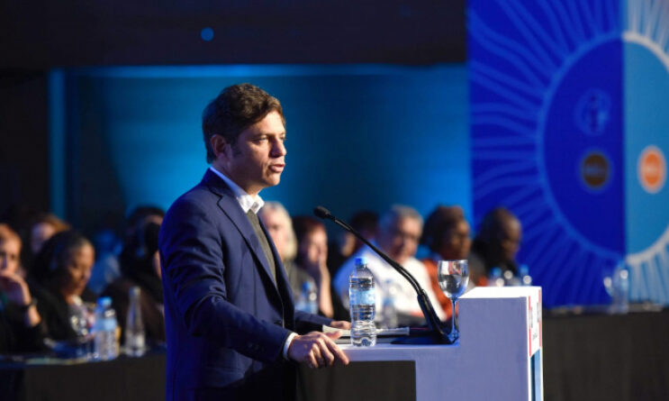 Kicillof: “La educación pública está siendo atacada constantemente por el Gobierno nacional”