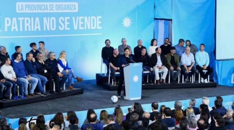 Kicillof llamó a construir una «alternativa de futuro» que enfrente la gestión de Milei