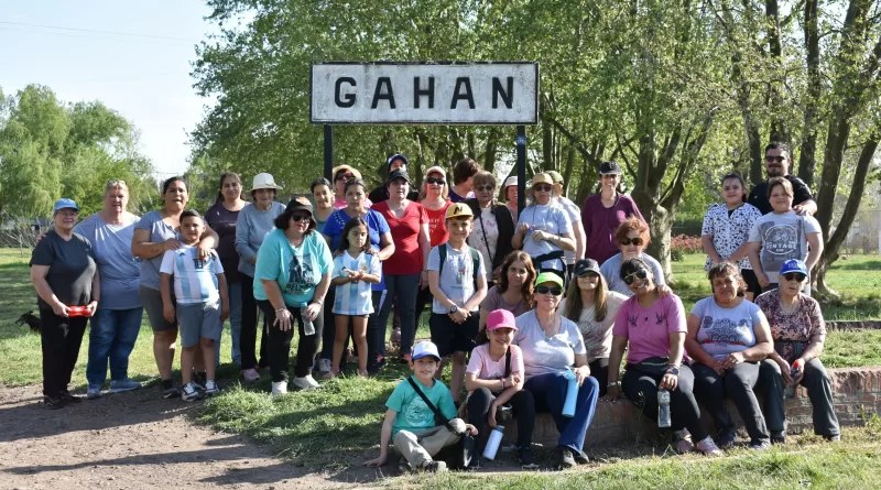Concurrida Caminata Saludable en la localidad de Gahan