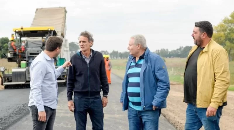 Katopodis y Alessandro recorrieron las obras de la Ruta 31 entre Salto y Rojas