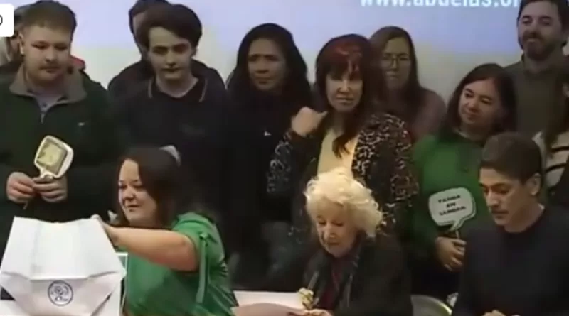 Abuelas de Plaza de Mayo anunció que fue encontrado el nieto 140