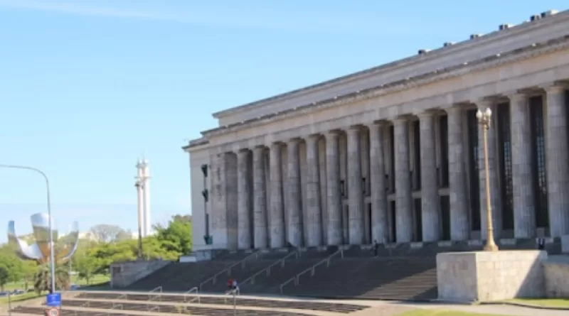 La UBA recurre a la Justicia ante la no aplicación de la Ley de Financiamiento Universitario La UBA recurre a la Justicia ante la no aplicación de la Ley de Financiamiento Universitario