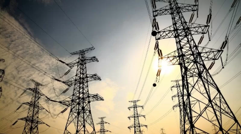 El Gobierno avanza en la desregulación del sistema eléctrico y prepara un tarifazo El Gobierno avanza en la desregulación del sistema eléctrico y prepara un tarifazo