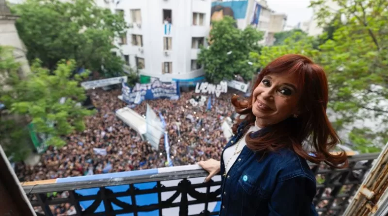 Fuerte mensaje de Cristina en el Día de la Lealtad Fuerte mensaje de Cristina en el Día de la Lealtad