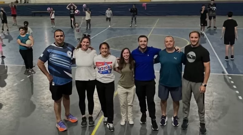 El Municipio hizo entrega de material deportivo